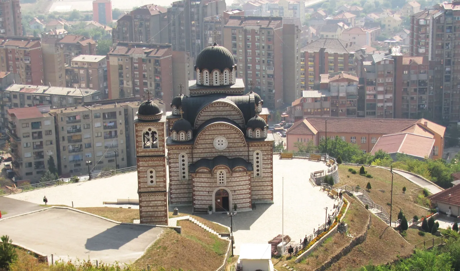Црква Светог Димитрија у Косовској Митровици